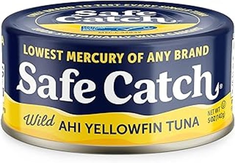 A can of safe catch yellowfin tuna.